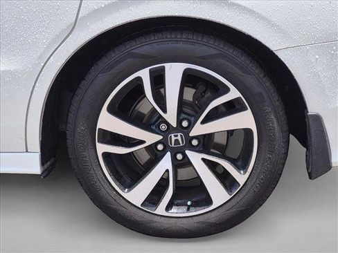 Used 2019 Honda Odyssey Elite image 10