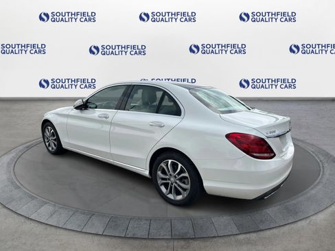 Used 2015 Mercedes-Benz C 300 4MATIC Sedan image 4