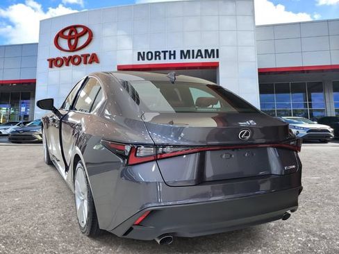 Used 2023 Lexus IS 300 w/ Comfort Package RWD image 3