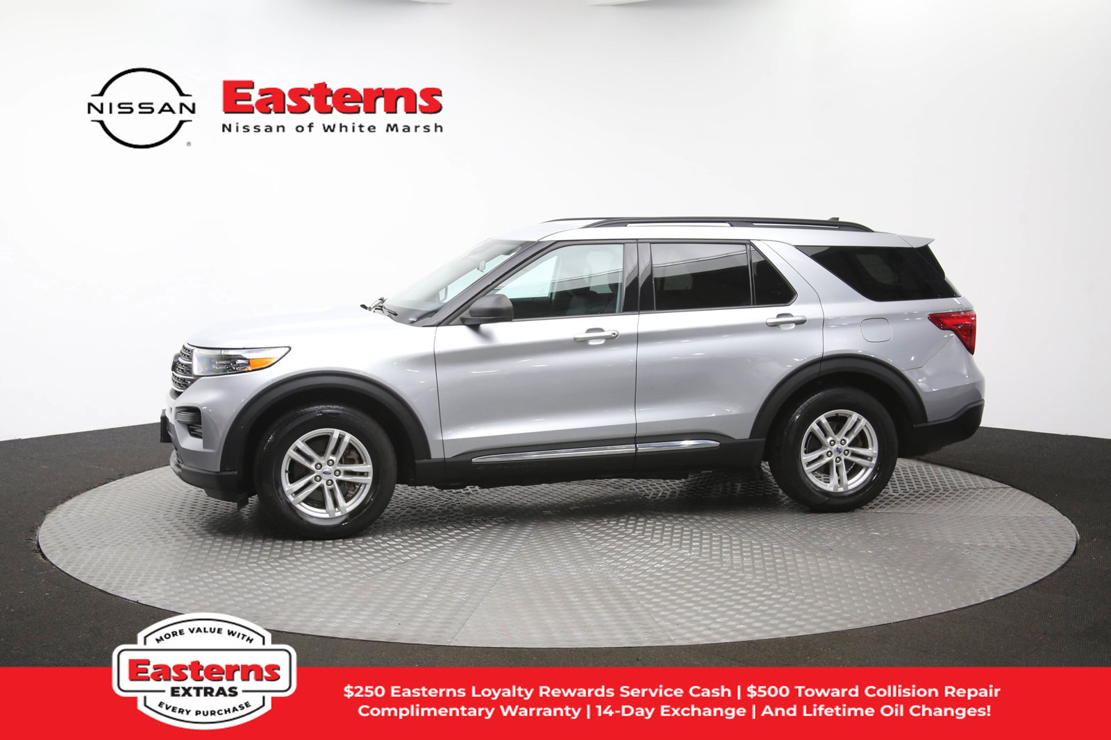 Used 2023 Ford Explorer XLT RWD image 53