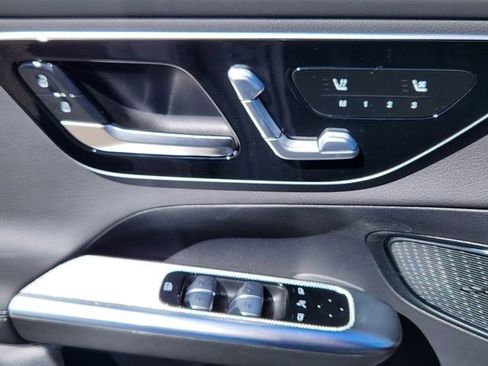 New 2026 Mercedes-Benz GLC 300 4MATIC image 11