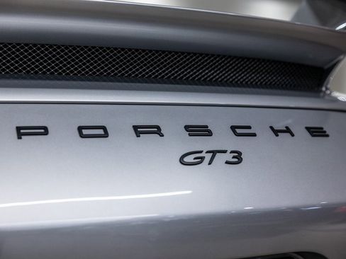 Used 2018 Porsche 911 GT3 image 20