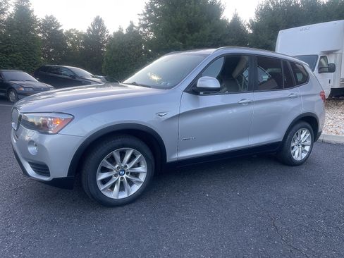 Used 2016 BMW X3 xDrive28i image 11