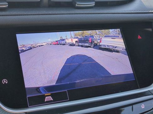 Used 2023 Cadillac XT5 Premium Luxury image 17