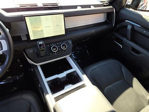 Used 2025 Land Rover Defender 110 S AWD/4WD image 16