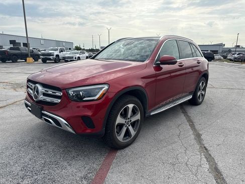 Used 2022 Mercedes-Benz GLC 300 4MATIC image 1