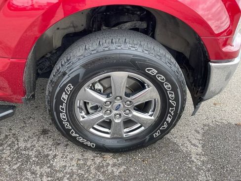 Used 2019 Ford F150 XLT w/ Equipment Group 302A Luxury AWD/4WD image 39