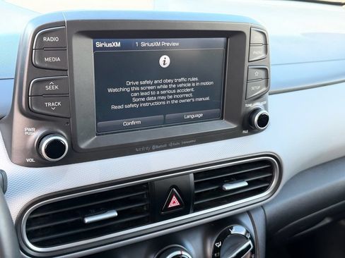 Used 2019 Hyundai Kona SEL w/ SEL Tech Package 02 FWD image 16