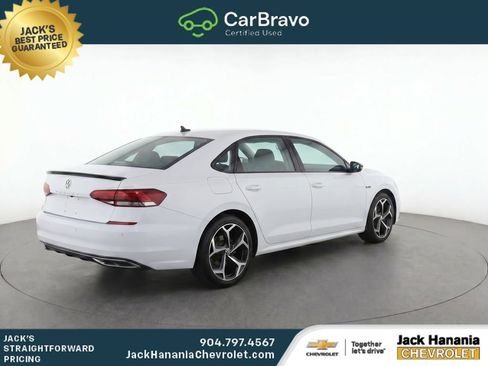 Used 2021 Volkswagen Passat 2.0T R-Line FWD image 3