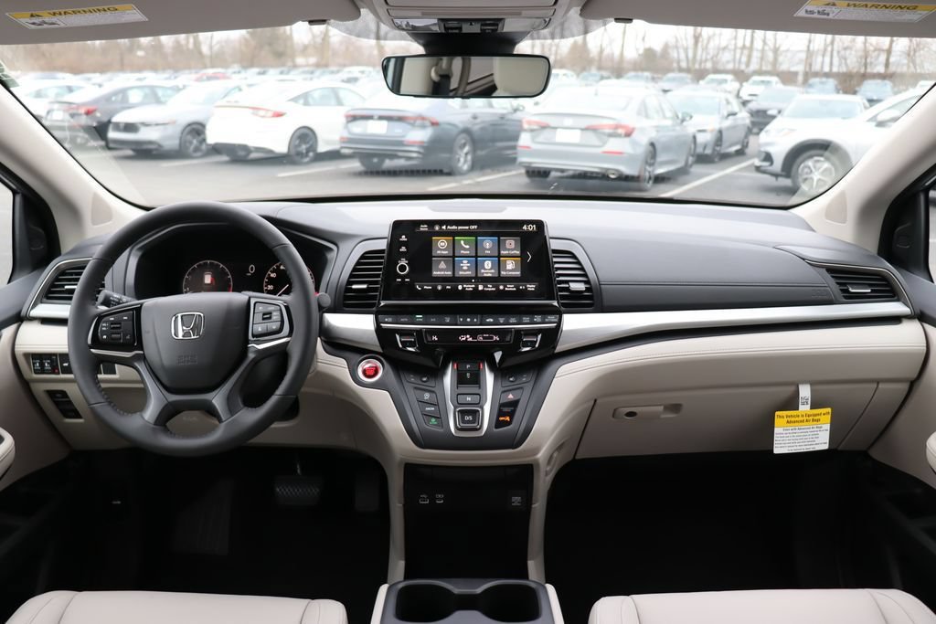 Certified 2026 Honda Odyssey EX-L image 18