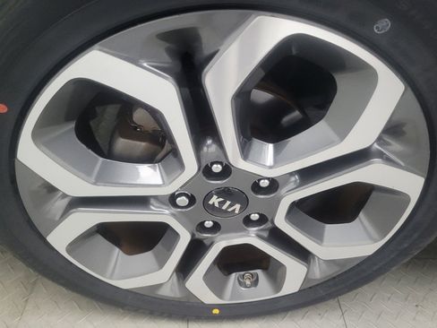 Used 2020 Kia Soul X-Line FWD image 31