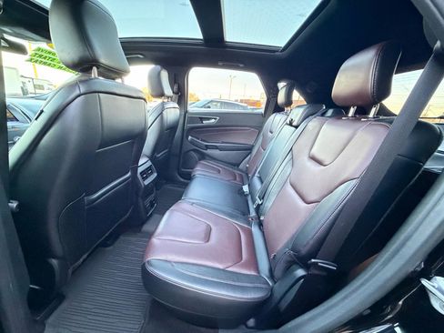 Used 2020 Ford Edge Titanium w/ Equipment Group 301A image 13