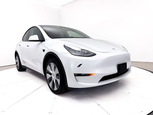 Used 2021 Tesla Model Y Long Range AWD/4WD image 12