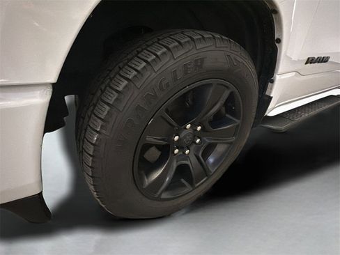 Used 2020 RAM 1500 Big Horn image 4