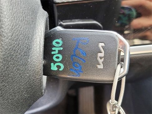 Used 2024 Kia Sportage LX image 22