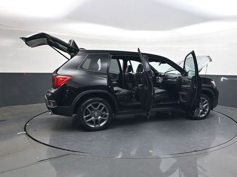 Used 2023 Honda Passport EX-L image 35