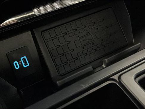 Used 2023 Ford F150 Raptor image 39