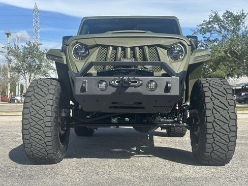 Used 2024 Jeep Wrangler Unlimited image 20