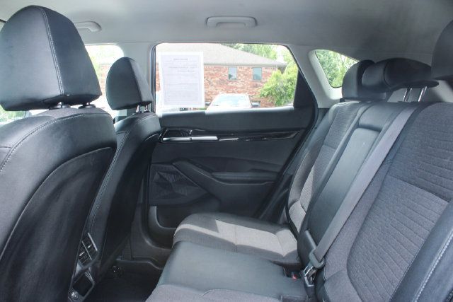 Used 2022 Kia Seltos S FWD image 30