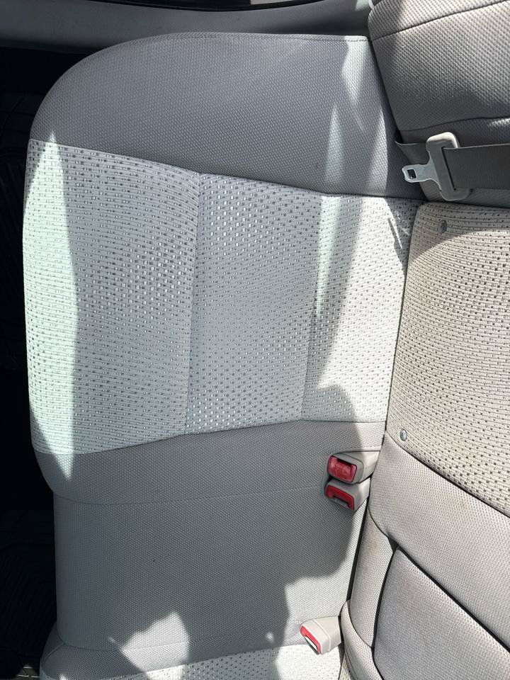 Used 2013 Toyota Camry LE FWD image 17