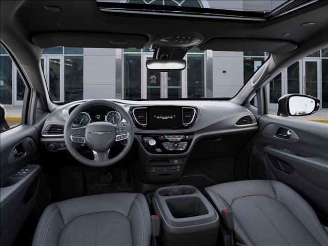 New 2027 Chrysler Pacifica Select w/ Family Tech Group AWD/4WD image 14