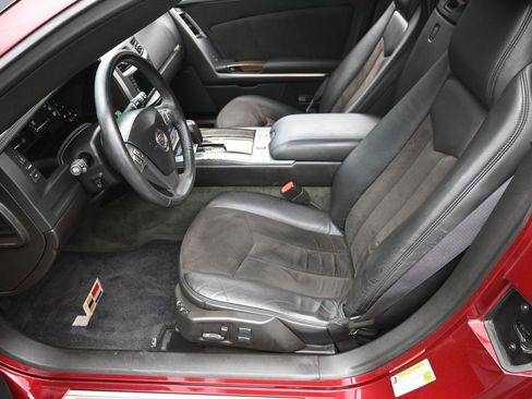 Used 2007 Cadillac XLR V RWD image 11