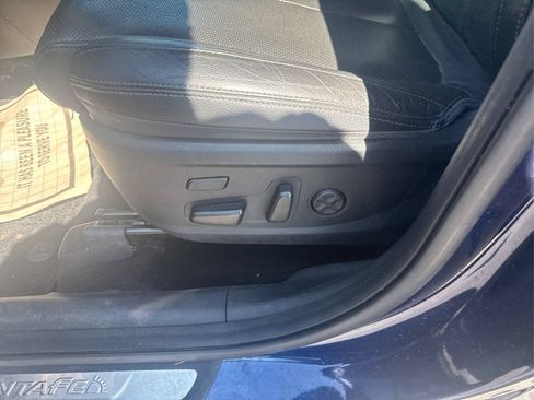 Used 2020 Hyundai Santa Fe Limited AWD/4WD image 36