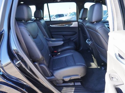 Used 2020 Cadillac XT6 Premium Luxury w/ Platinum Package image 21