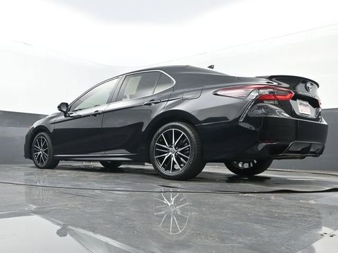 Used 2023 Toyota Camry SE image 26