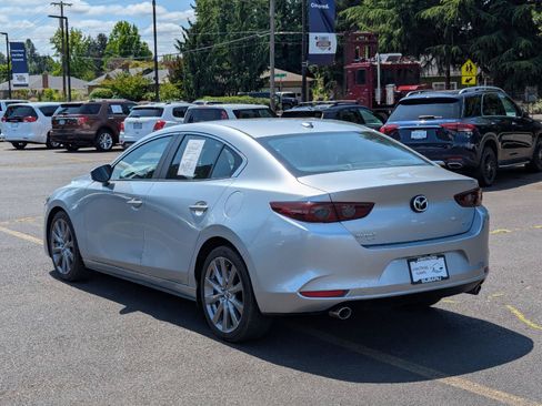 Used 2020 MAZDA MAZDA3 AWD Sedan w/ Preferred Package image 3