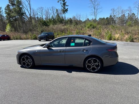 Used 2024 Alfa Romeo Giulia Ti image 8