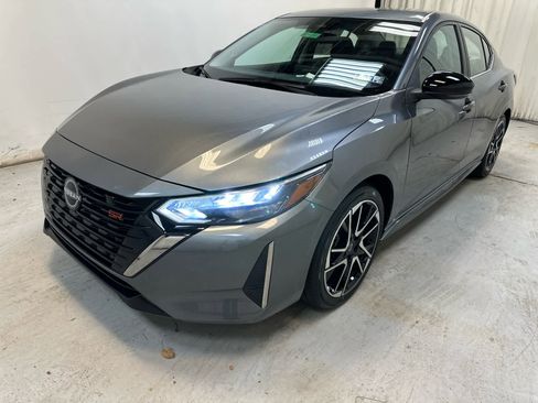 Certified 2024 Nissan Sentra SR image 9