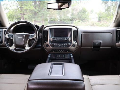 Used 2014 GMC Sierra 1500 Denali AWD/4WD image 16