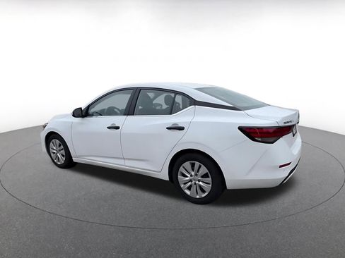 Used 2025 Nissan Sentra S image 10