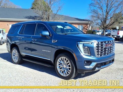 Used 2025 GMC Yukon Denali image 1