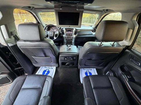 Used 2016 GMC Yukon SLT w/ Open Road Package image 8