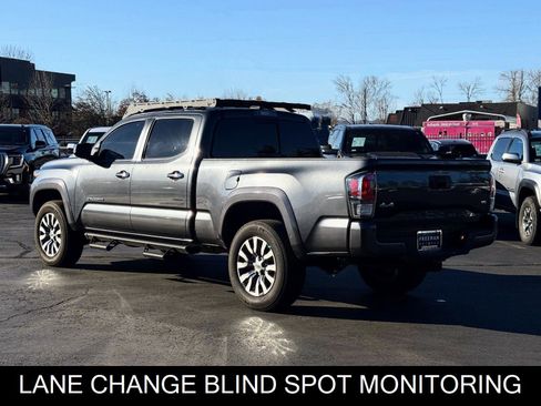 Used 2023 Toyota Tacoma Limited image 5