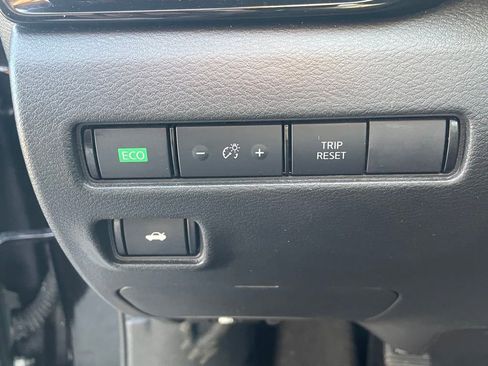 Used 2024 Nissan Sentra SV image 10