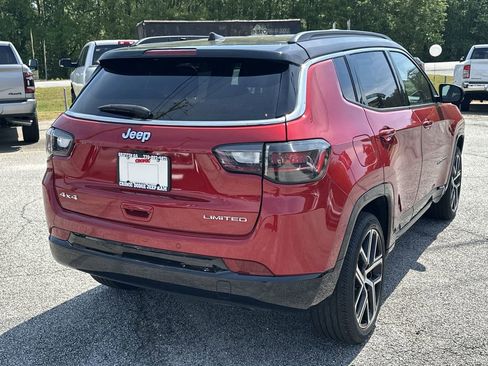 Used 2025 Jeep Compass Limited w/ Elite Group image 3