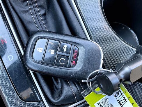 Used 2025 Honda Civic Sport image 14