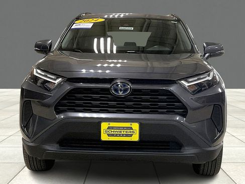 Used 2024 Toyota RAV4 XLE image 3