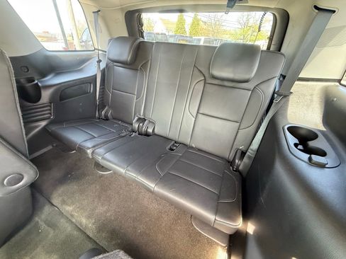 Used 2018 Chevrolet Tahoe Premier AWD/4WD image 24