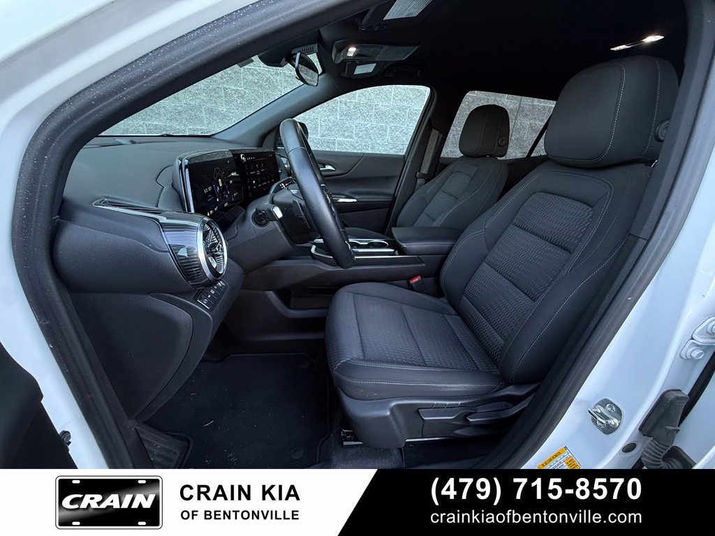 Used 2025 Chevrolet Equinox LT AWD/4WD image 20