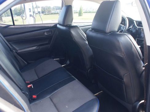 Used 2019 Toyota Corolla SE FWD image 17