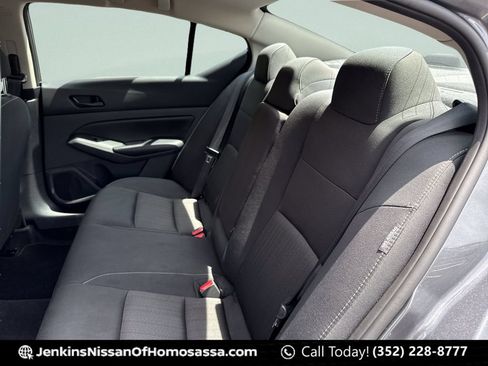 Certified 2024 Nissan Altima 2.5 S FWD image 31