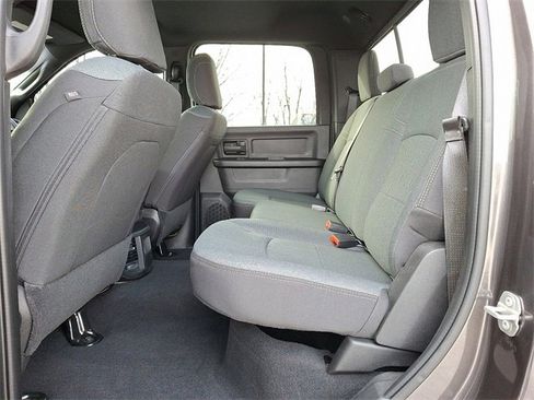 Used 2024 RAM 2500 Tradesman w/ Chrome Appearance Group image 13