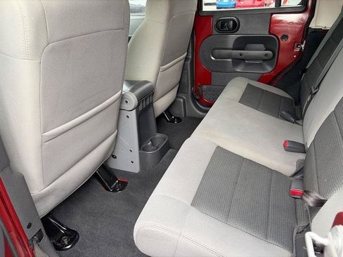 Used 2010 Jeep Wrangler Unlimited Sport AWD/4WD image 7