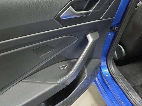 Used 2024 Volkswagen Jetta SE image 19