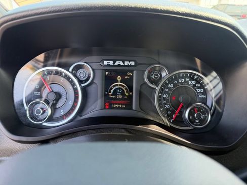 Used 2022 RAM 3500 Tradesman AWD/4WD image 30