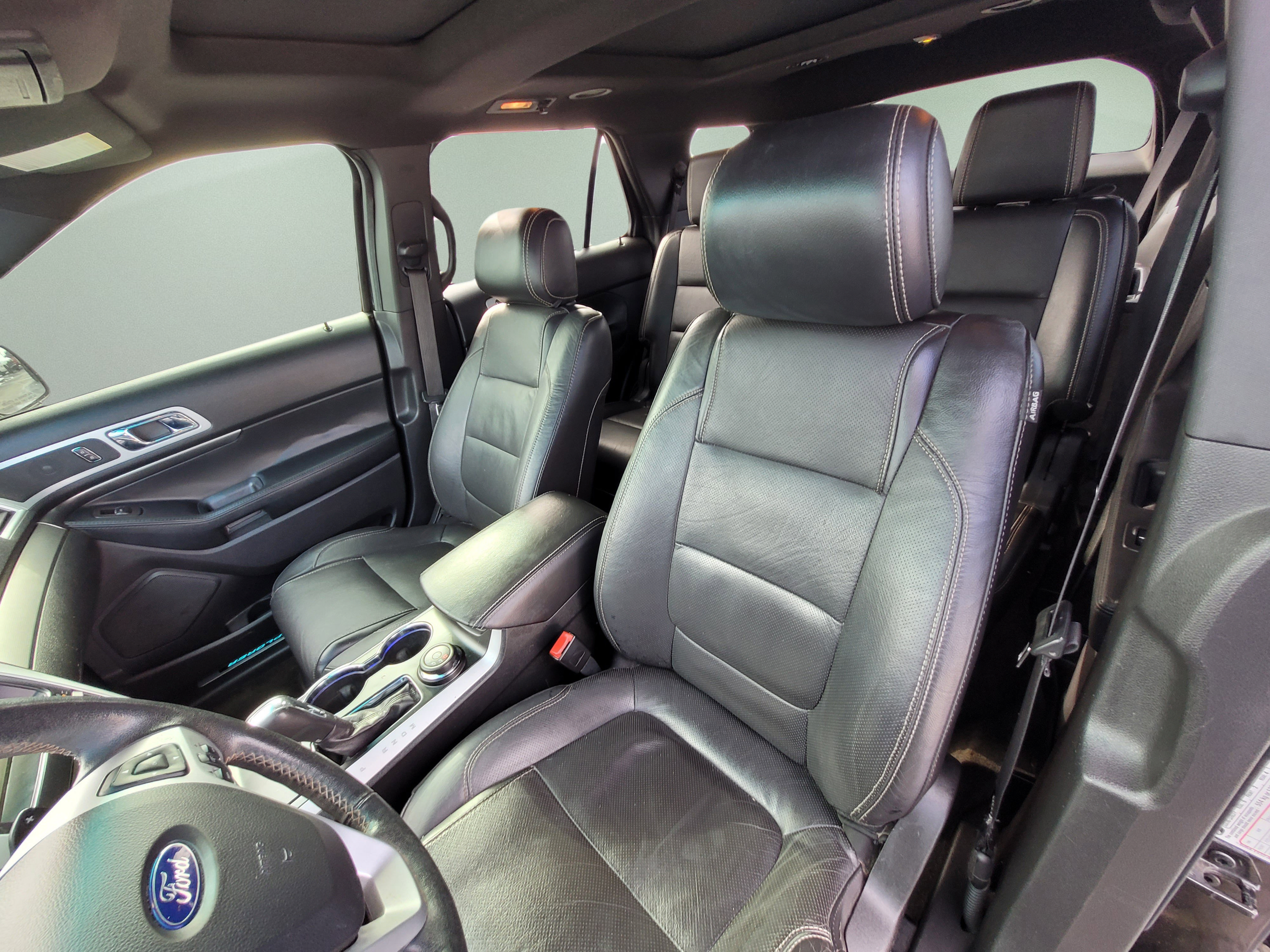 Used 2015 Ford Explorer Sport w/ Equipment Group 401A AWD/4WD image 16